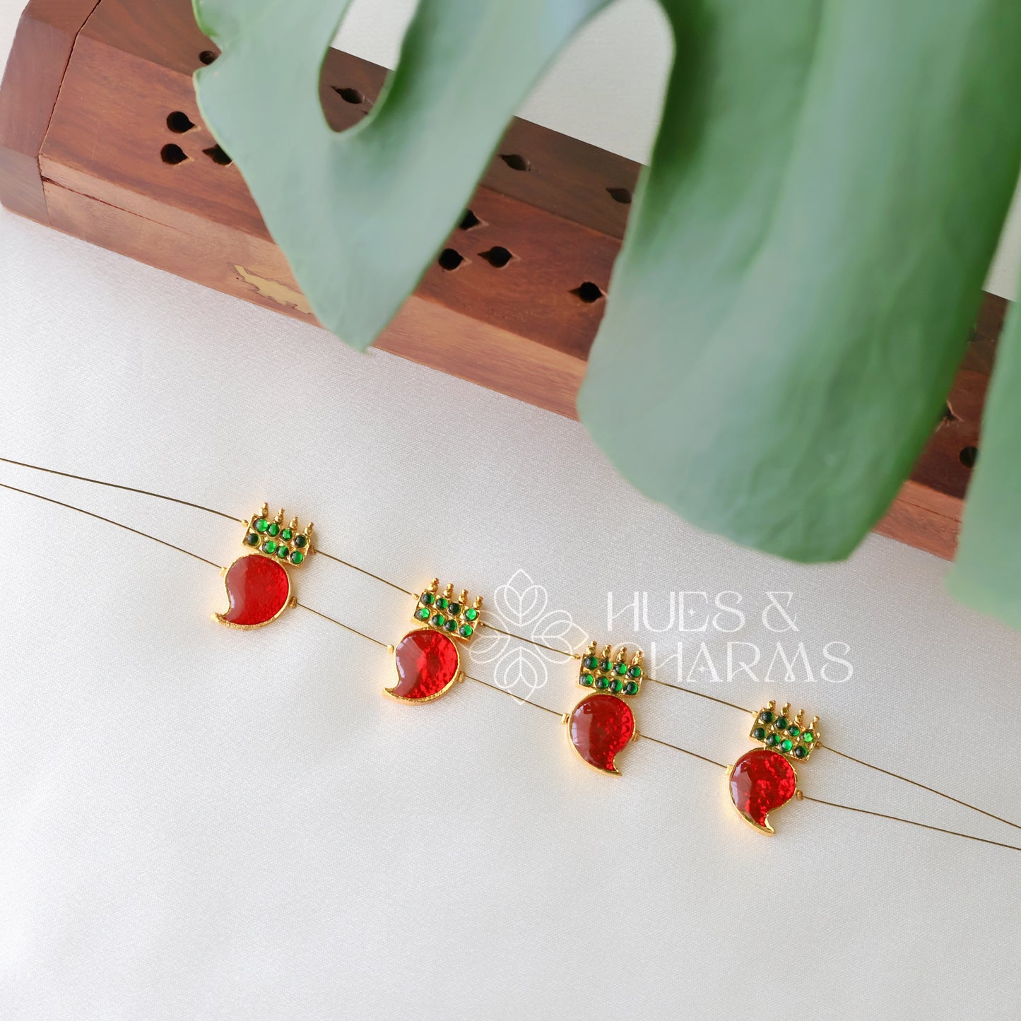 MANGO CHOKER FLOATING NECKPIECE (COLOURS AVAILABLE)