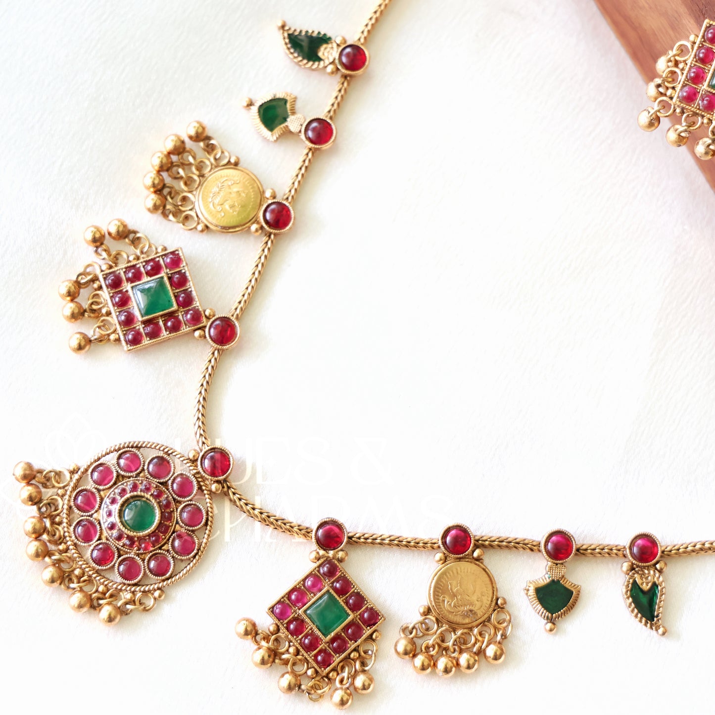 STATEMENT PALAKKA AND KASHU COIN FUSION NECKLACE SET