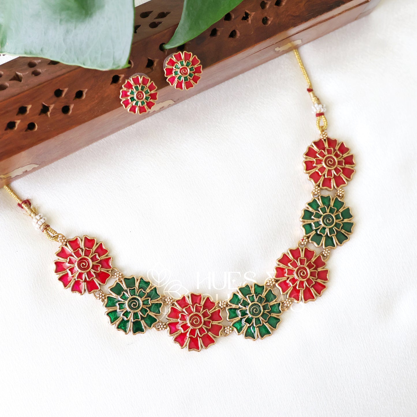 ENAMEL FLORAL NECKLACE SET