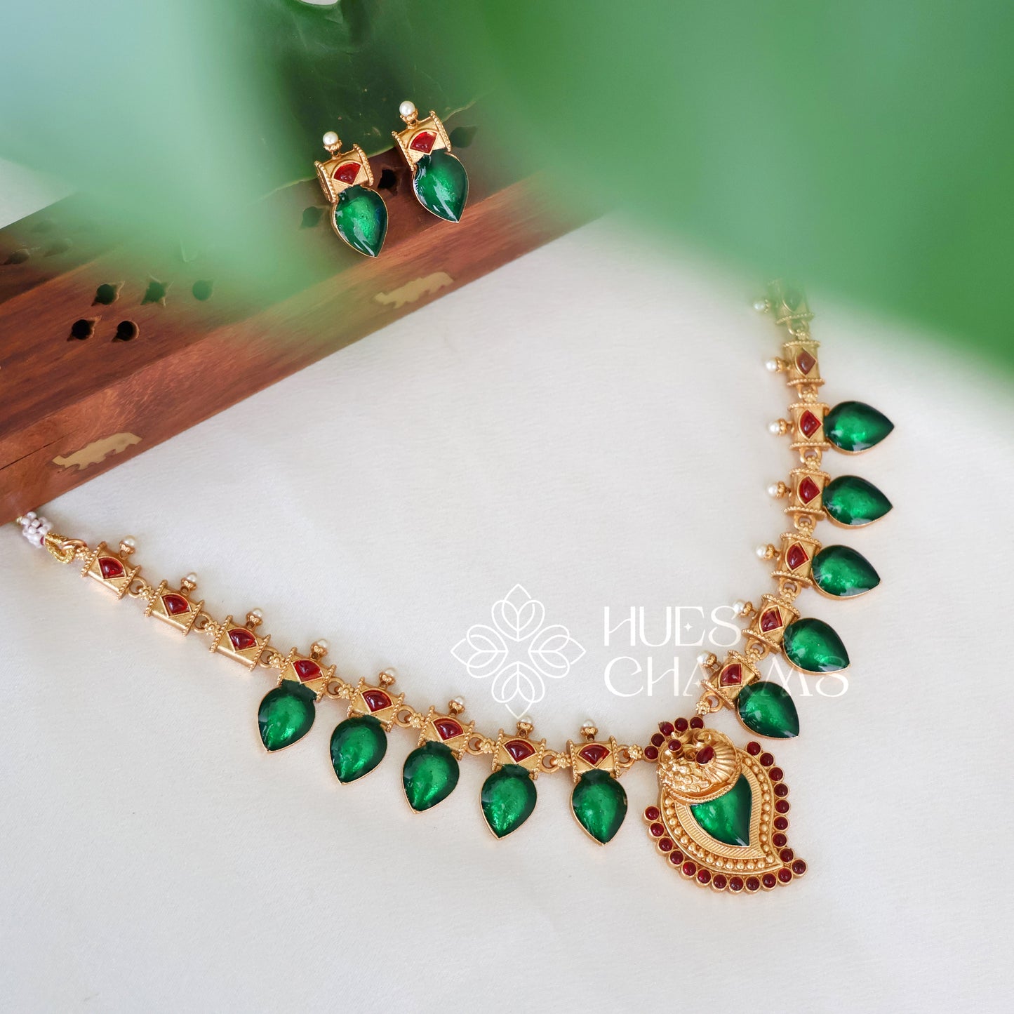 TRADITIONAL MOHINI PALAKKA NECKLACE SET