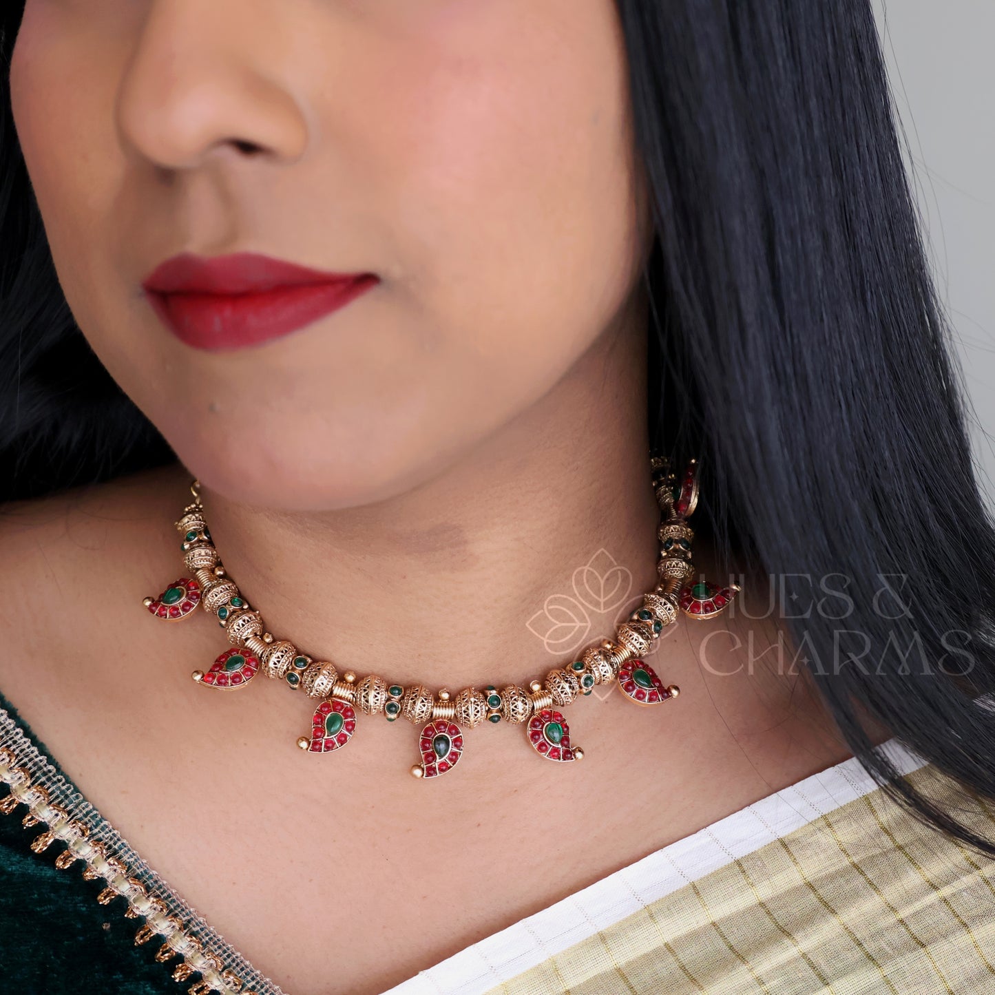 GOLDEN TARANGINI KEMP PALAKKA NECKLACE SET