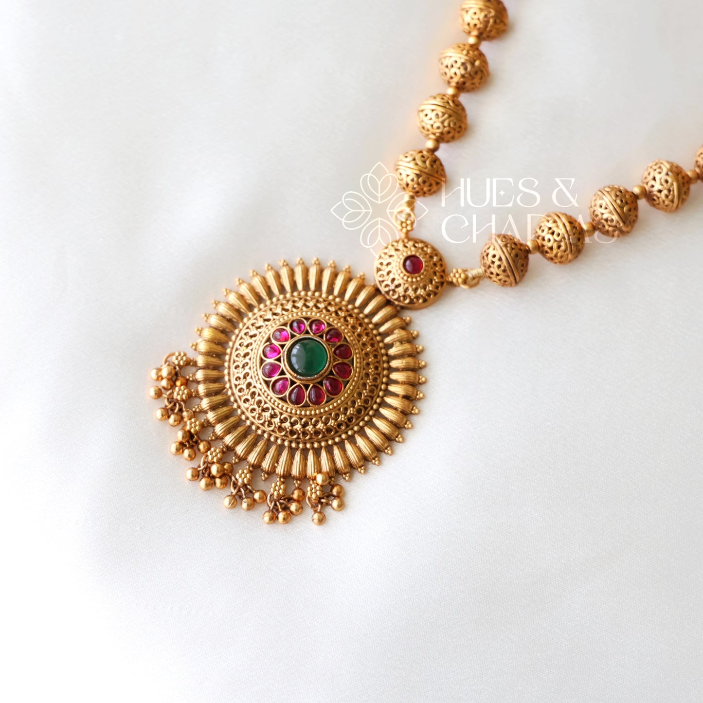 GOLDEN HERITAGE CHAKRA HARAM SET