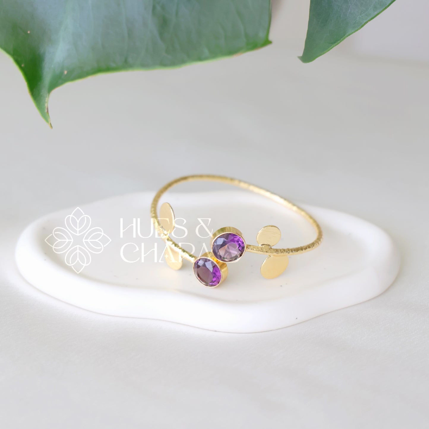 TEXTURED 2 STONE ADJUSTABLE GLOSSY BANGLE (COLOURS AVAILABLE)