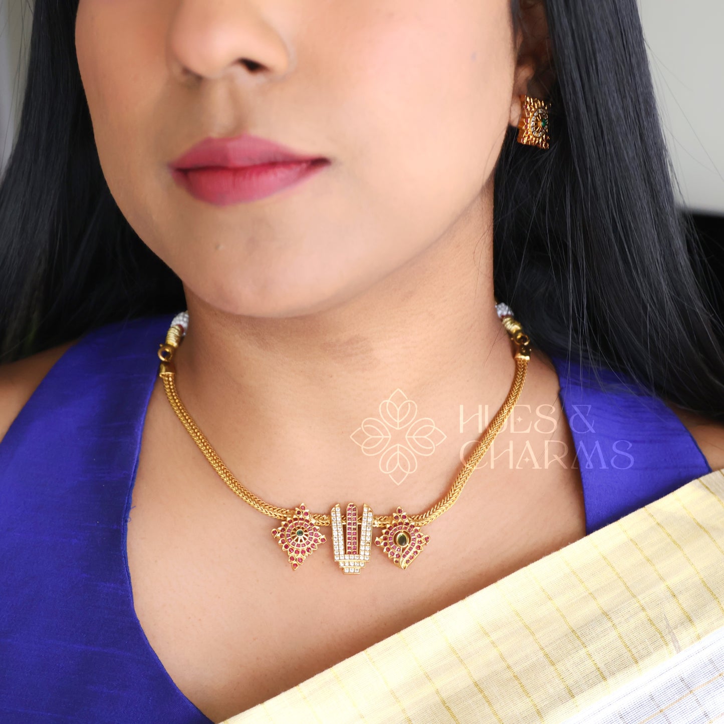 GOLDEN TRADITIONAL PERUMAL NECKLACE SET