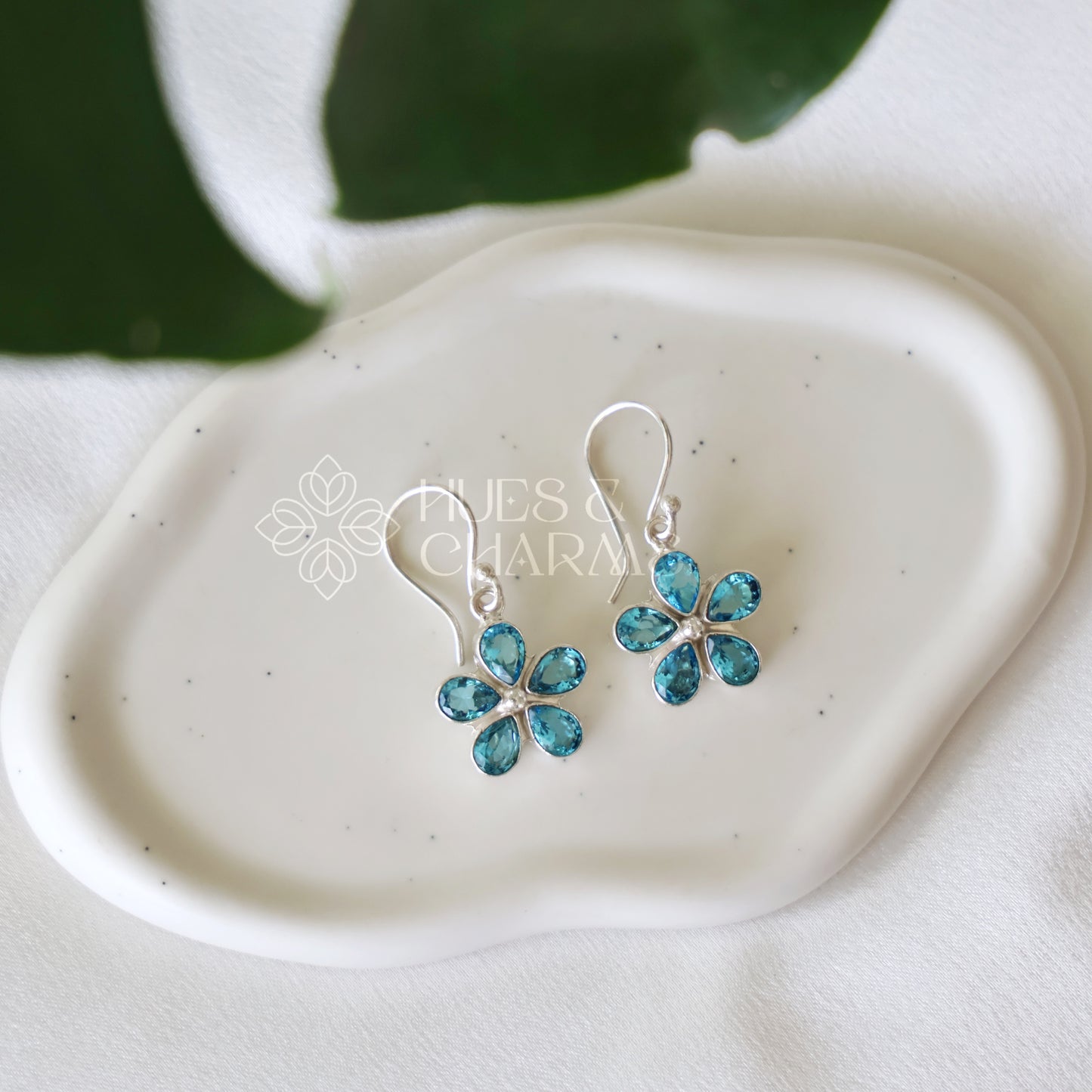 FLOWER DROPS 5 PETAL SILVER EARRINGS