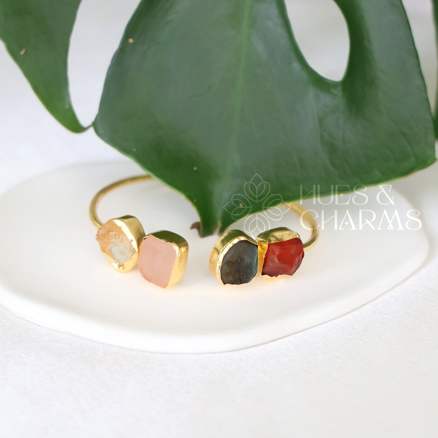 GOLDEN 4 RAW STONE STATEMENT BANGLE (COLOURS AVAILABLE)