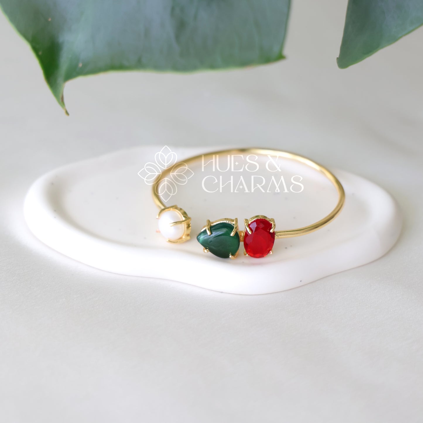 GOLDEN GLOSSY MULTI-SHAPE BANGLE WITH PEARL (COLOURS AVAILABLE)