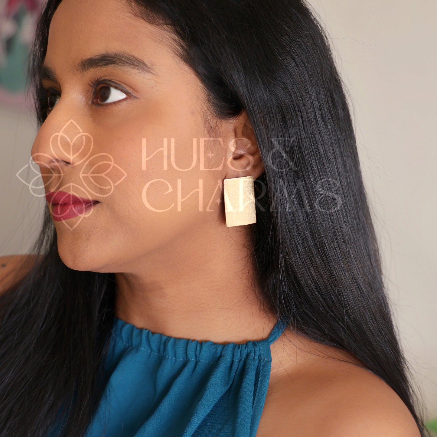 GOLDEN LUXE BLOCK STUD EARRINGS