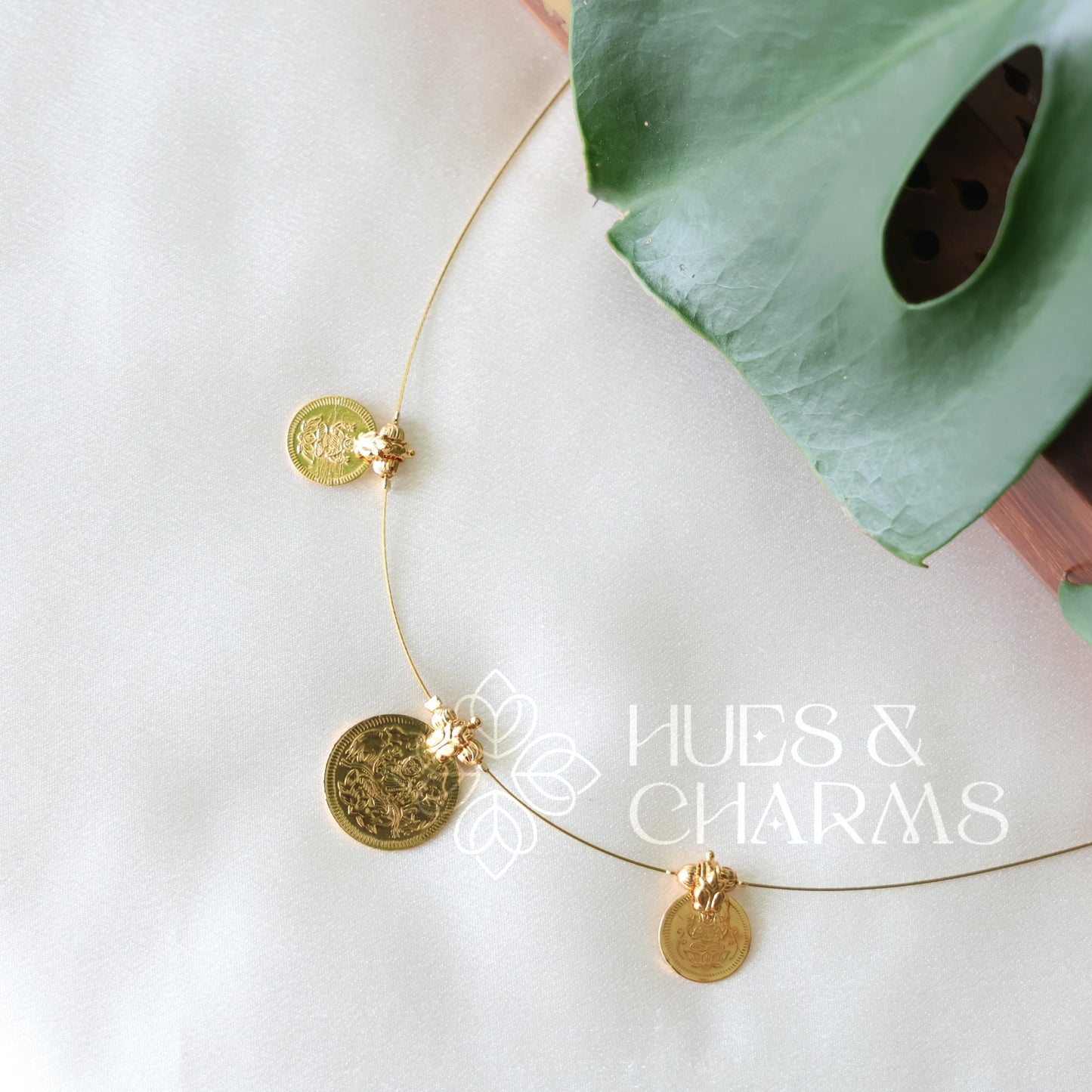GOLDEN LAKSHMI 3 COIN FLOATING NECKPIECE