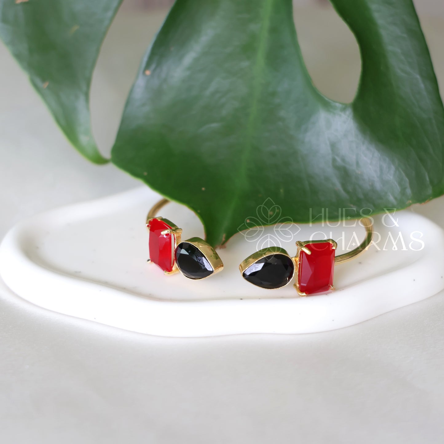 GOLDEN GLOSSY HARMONY BANGLE (COLOURS AVAILABLE)