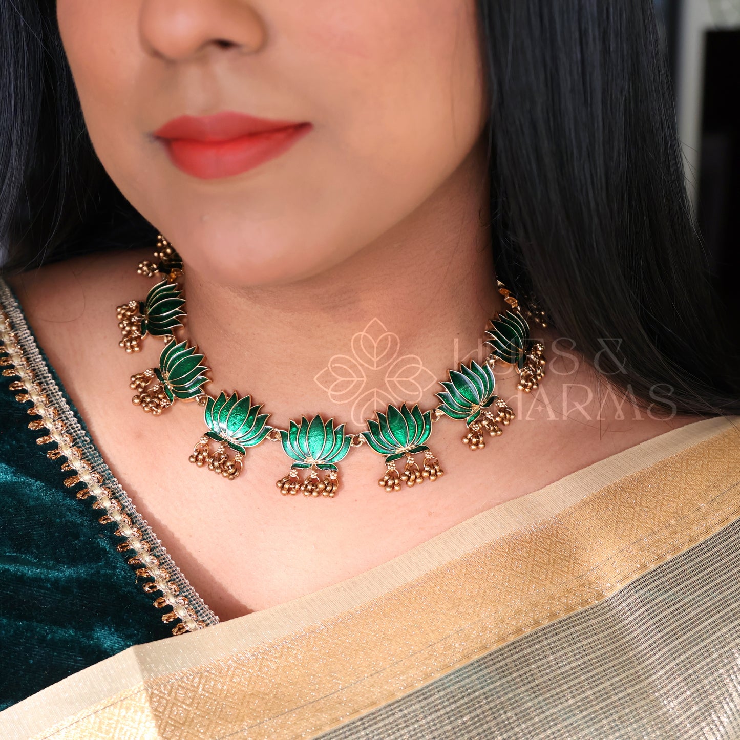 GOLDEN LOTUS BLOOM NECKLACE SET WITH GHUNGROO (COLOURS AVAILABLE)