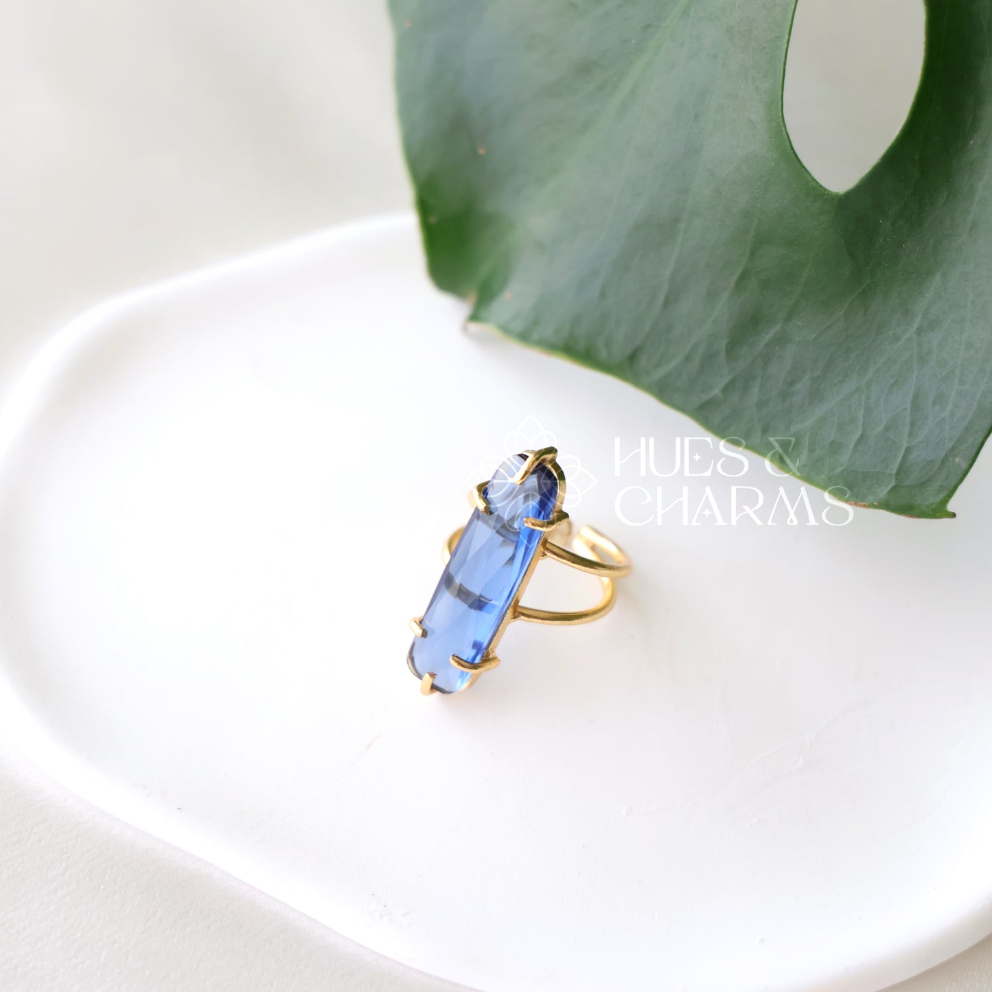 GLOSSY STATEMENT FINGER RING