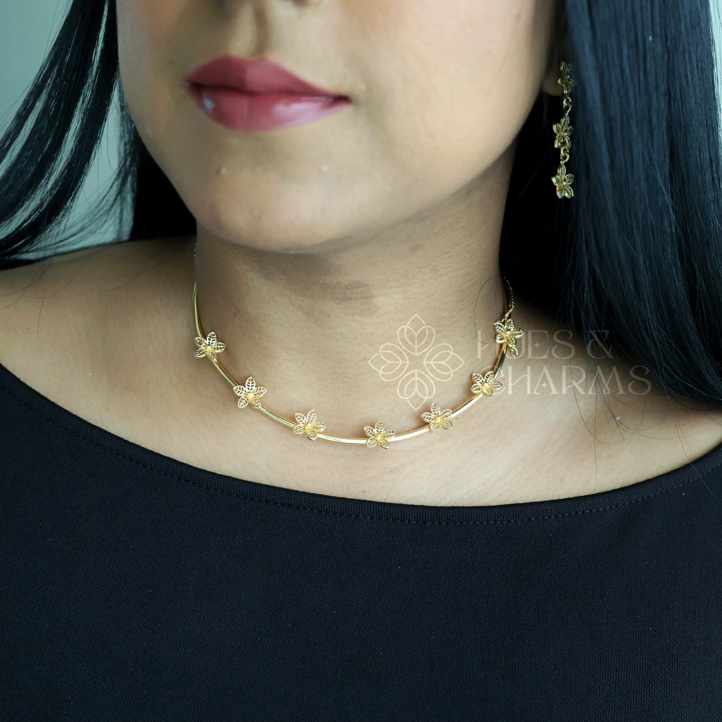 GOLDEN 7 FLOWER NECK CUFF SET