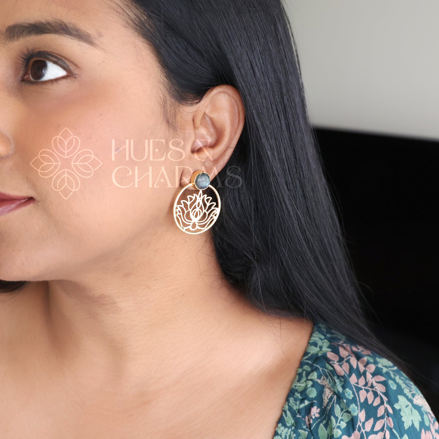 GOLDEN RAW STONE LOTUS EARRINGS