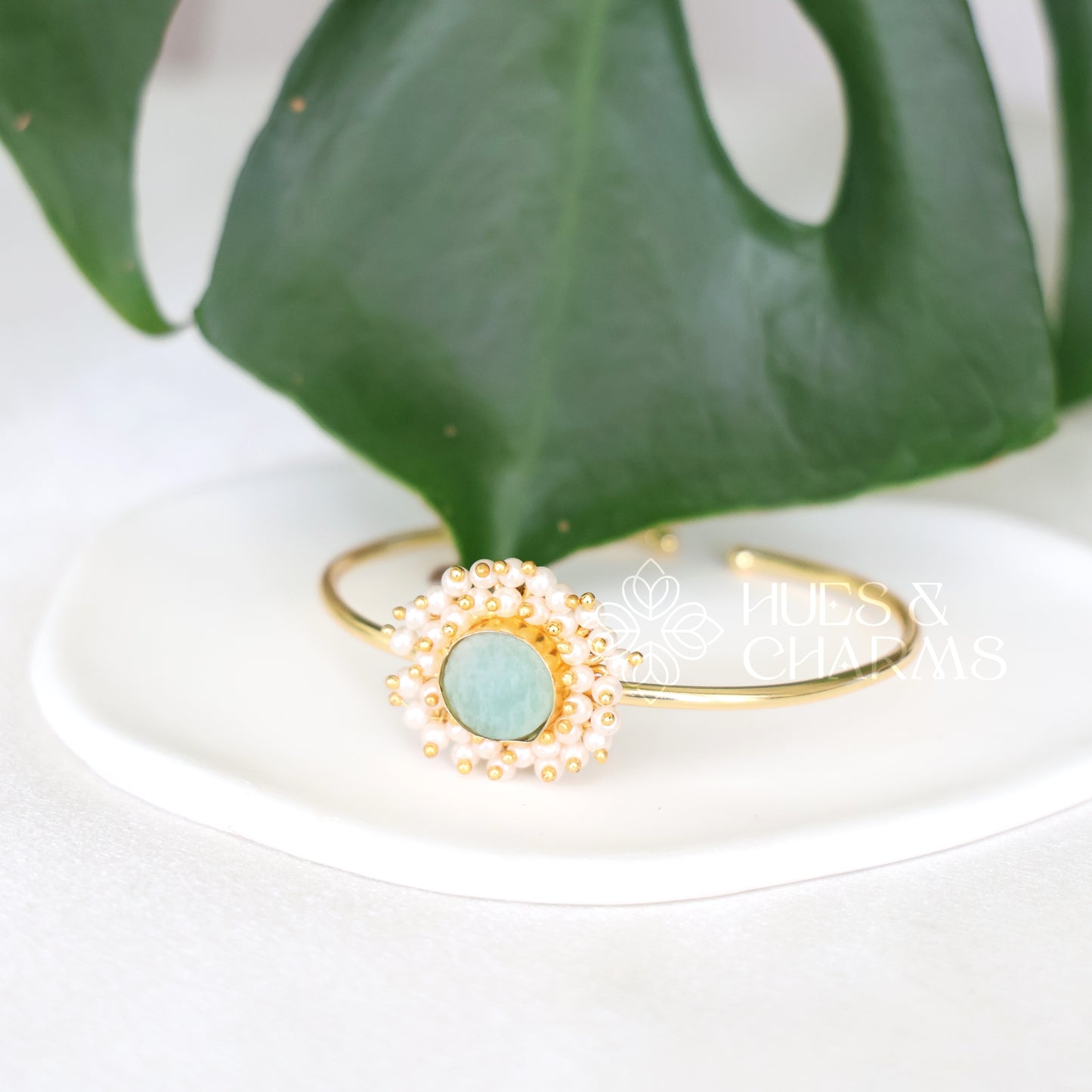 GOLDEN RAW STONE BANGLE WITH CLUSTER PEARLS (COLOURS AVAILABLE)