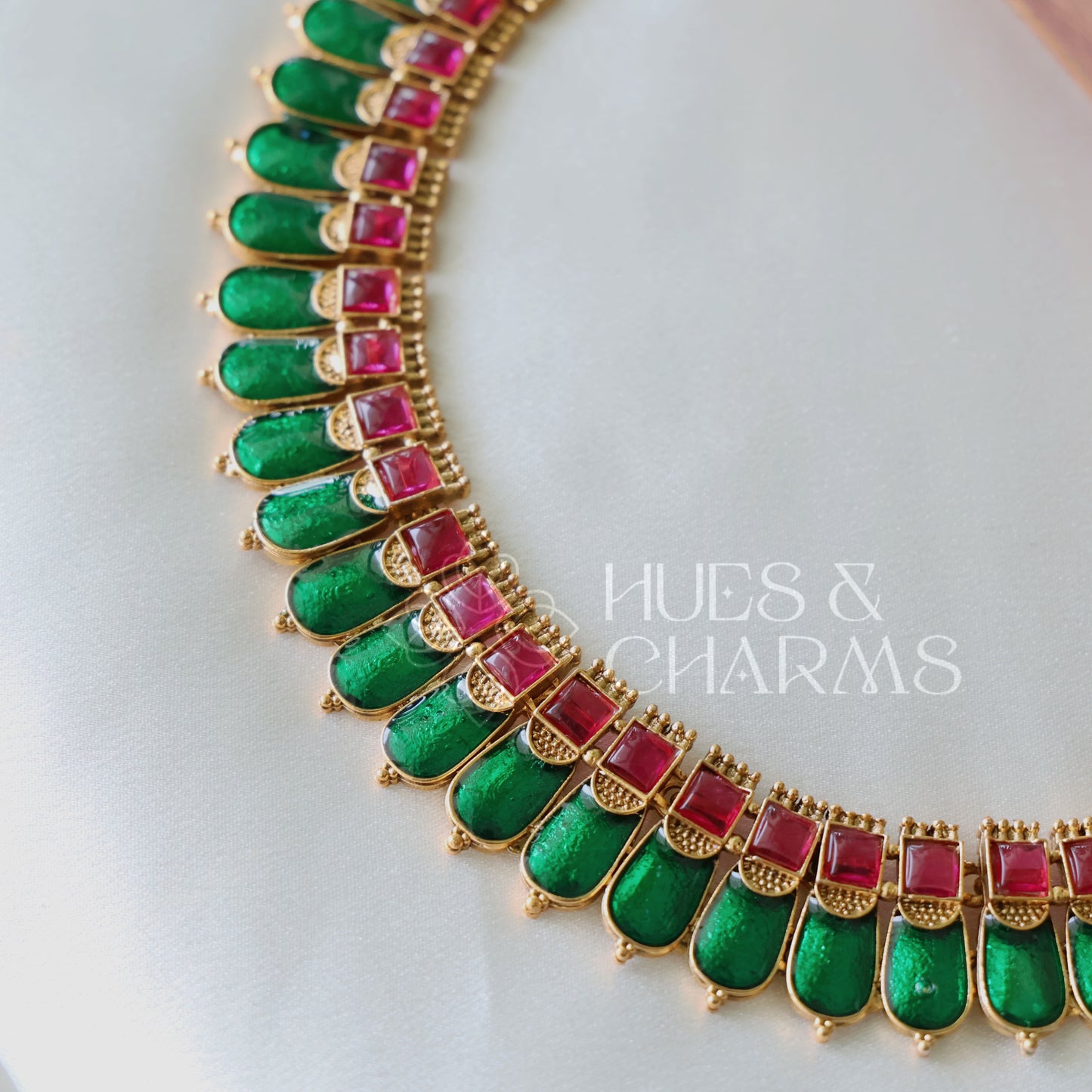 GOLDEN PALAKKA RATNAM NECKLACE SET (COLOURS AVAILABLE)