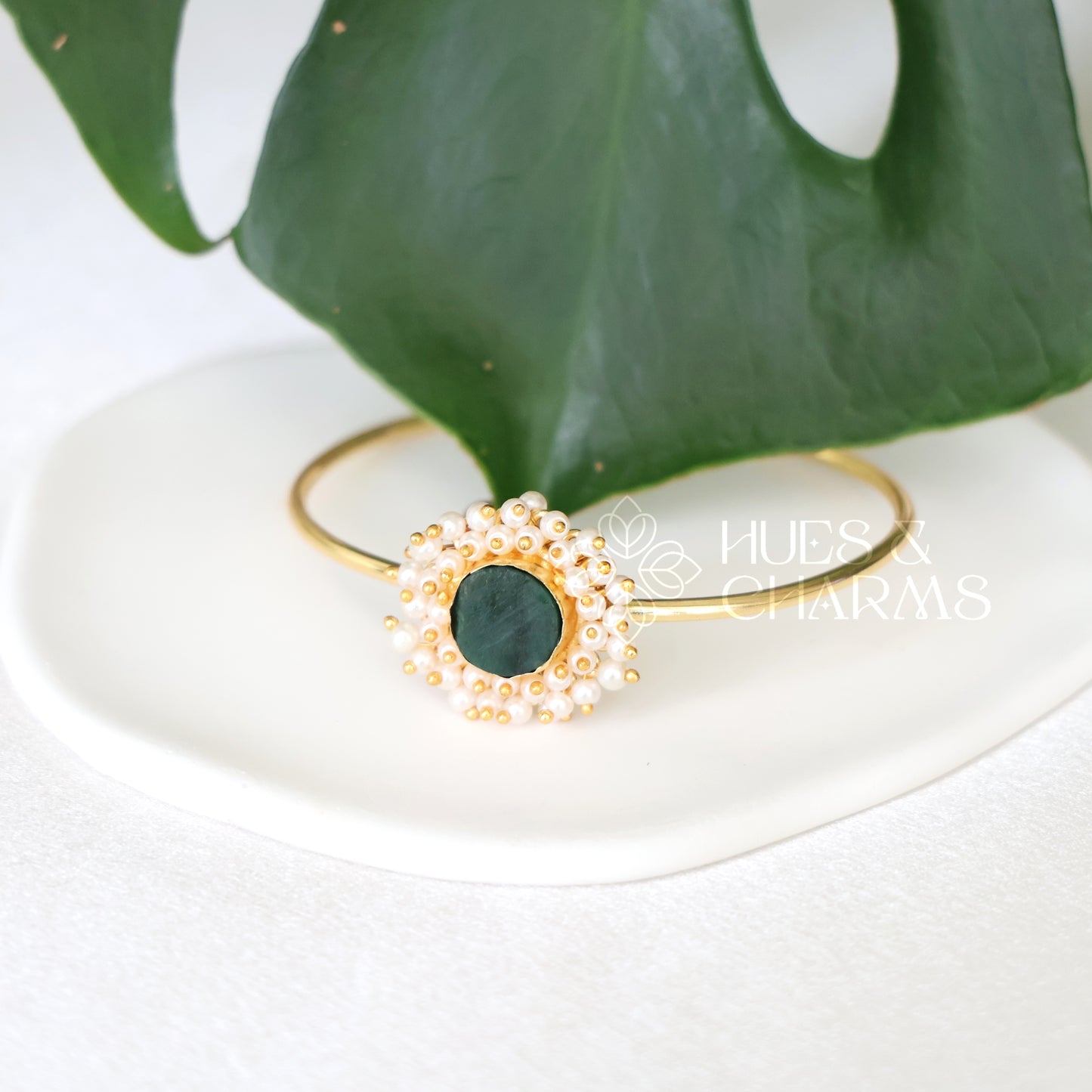 GOLDEN RAW STONE BANGLE WITH CLUSTER PEARLS (COLOURS AVAILABLE)