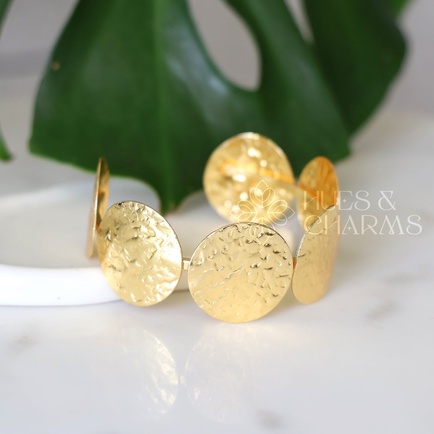 GOLDEN HAMMERED COIN HAND CUFF