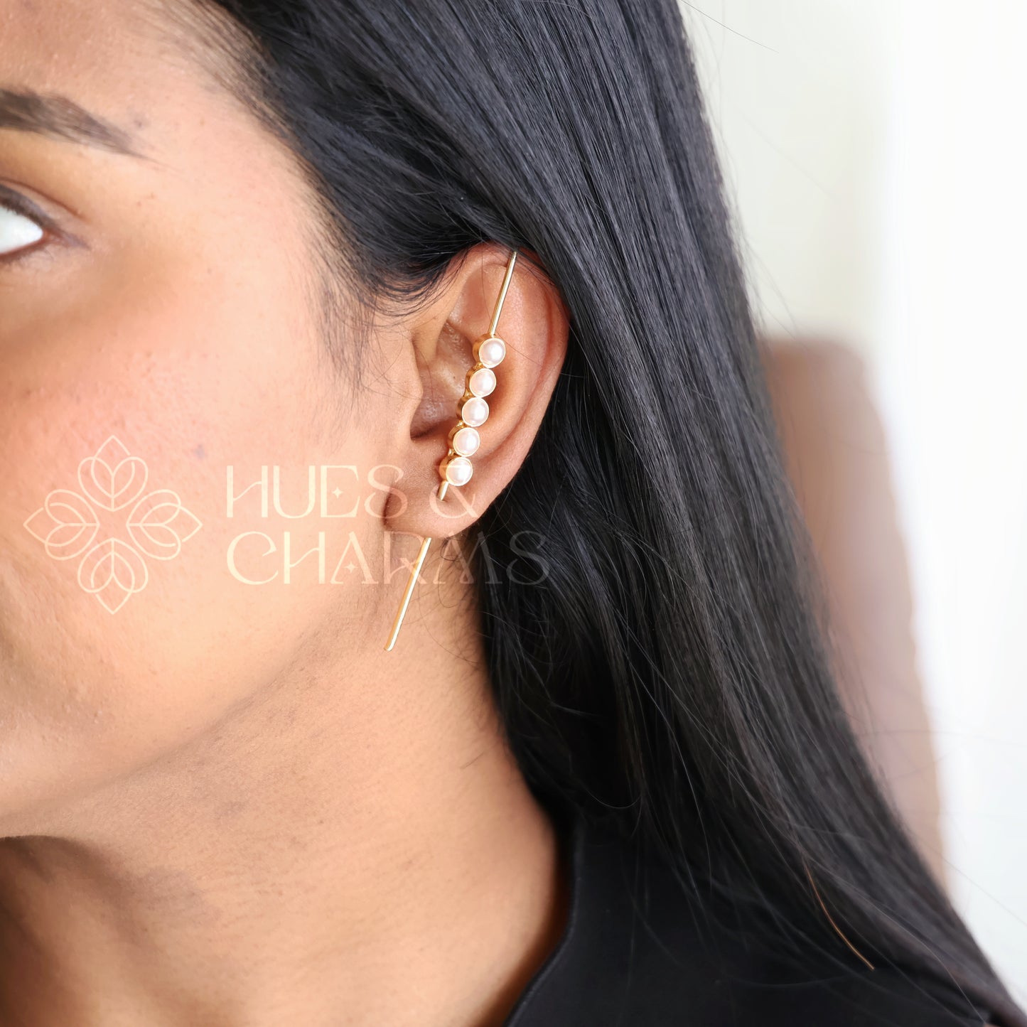 GOLDEN 5 PEARL EAR CUFF