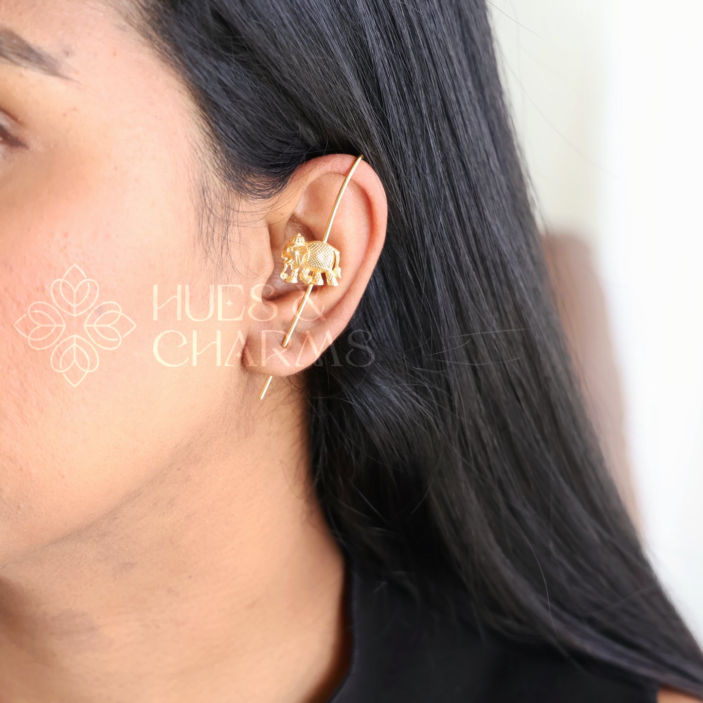 GOLDEN ELEPHANT EAR CUFF