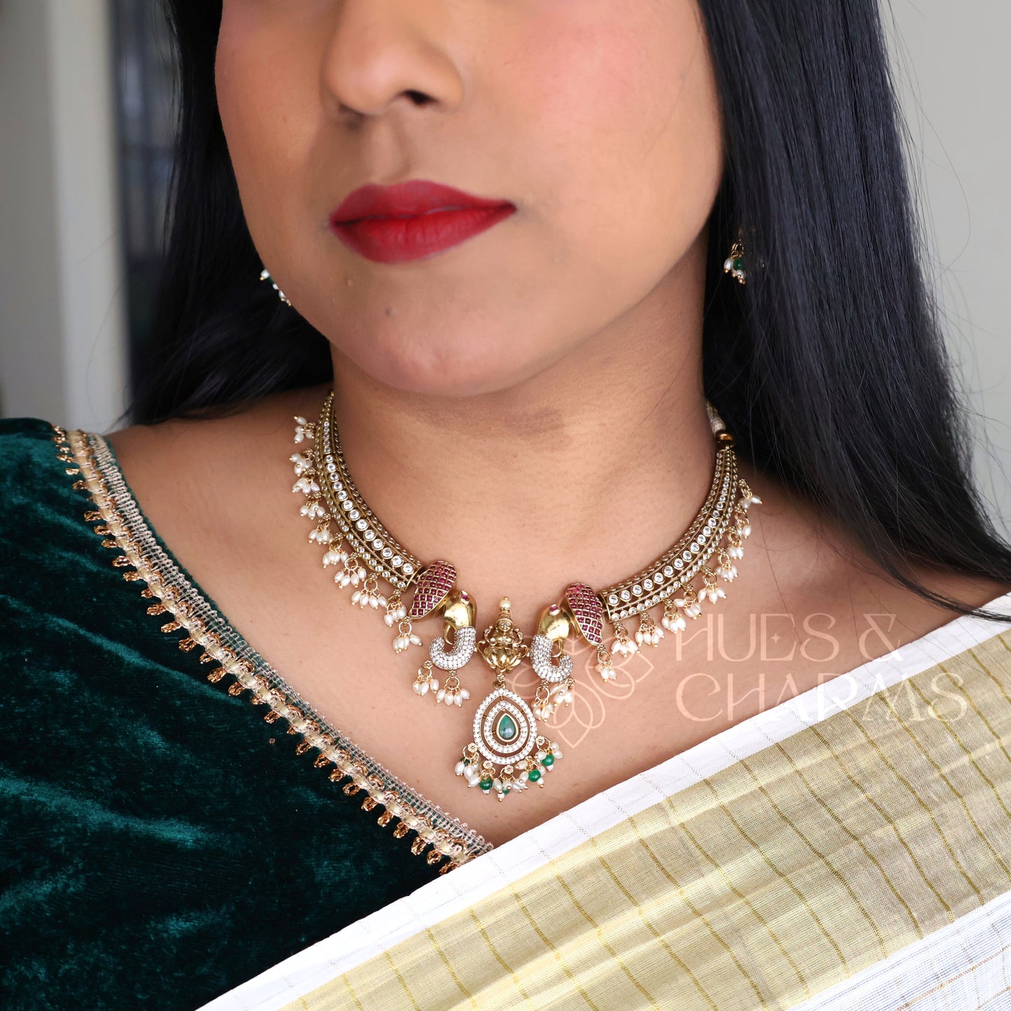 GOLDEN HERITAGE LAKSMI DETAILED STATEMENT NECKLACE SET WITH PEARLS