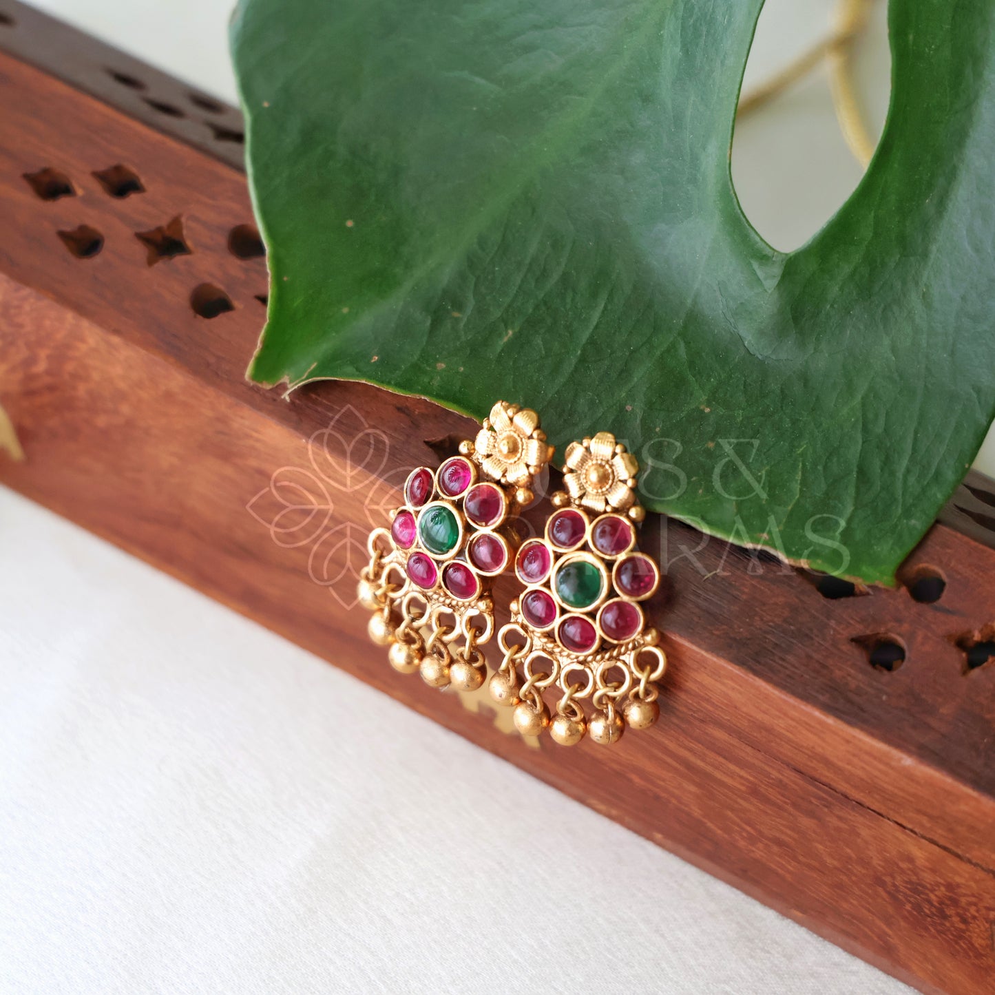 GOLDEN MANGA RATNAM NECKLACE SET (COLOURS AVAILABLE)