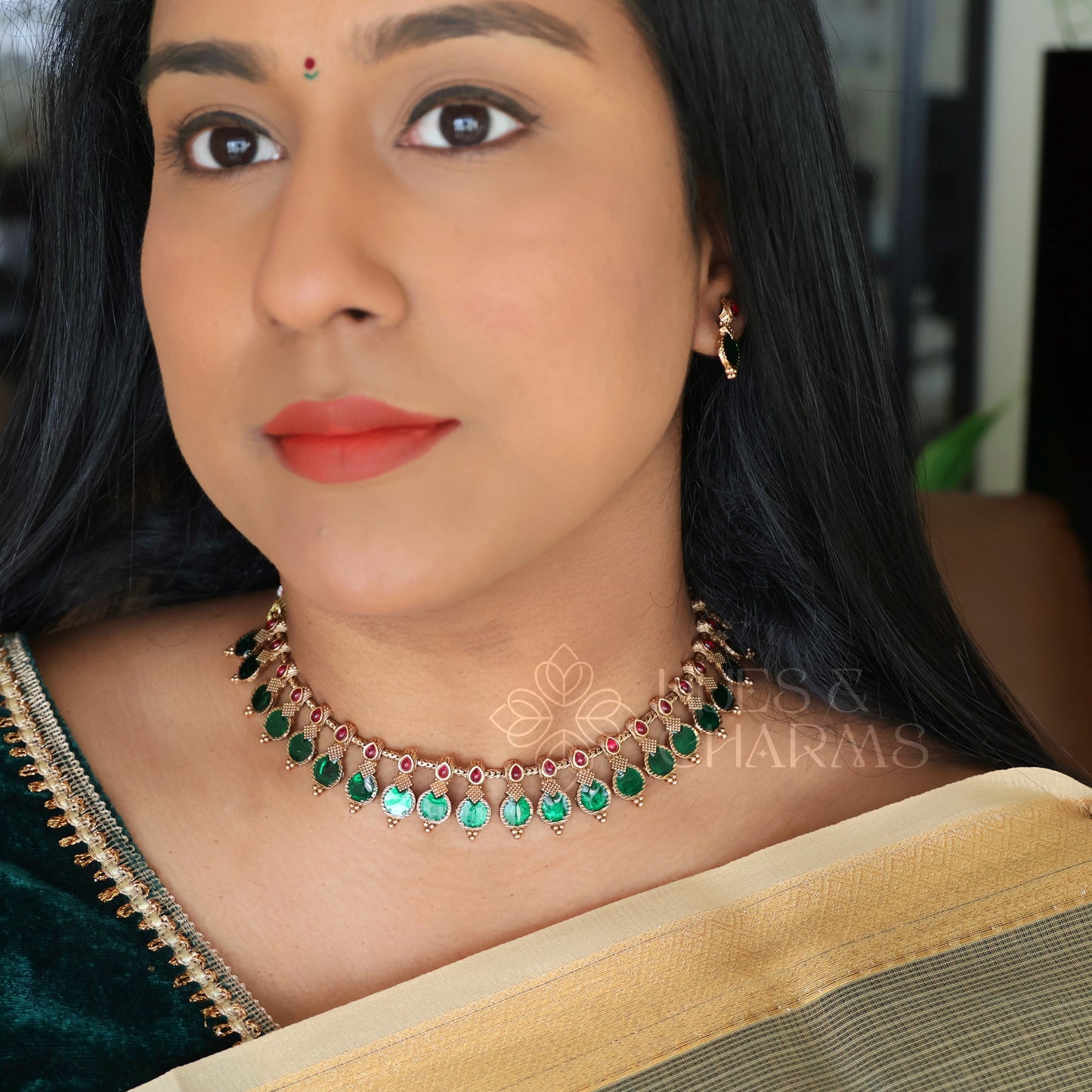 GOLDEN HARITHA PALAKKA NECKLACE SET( COLOURS AVAILABLE )