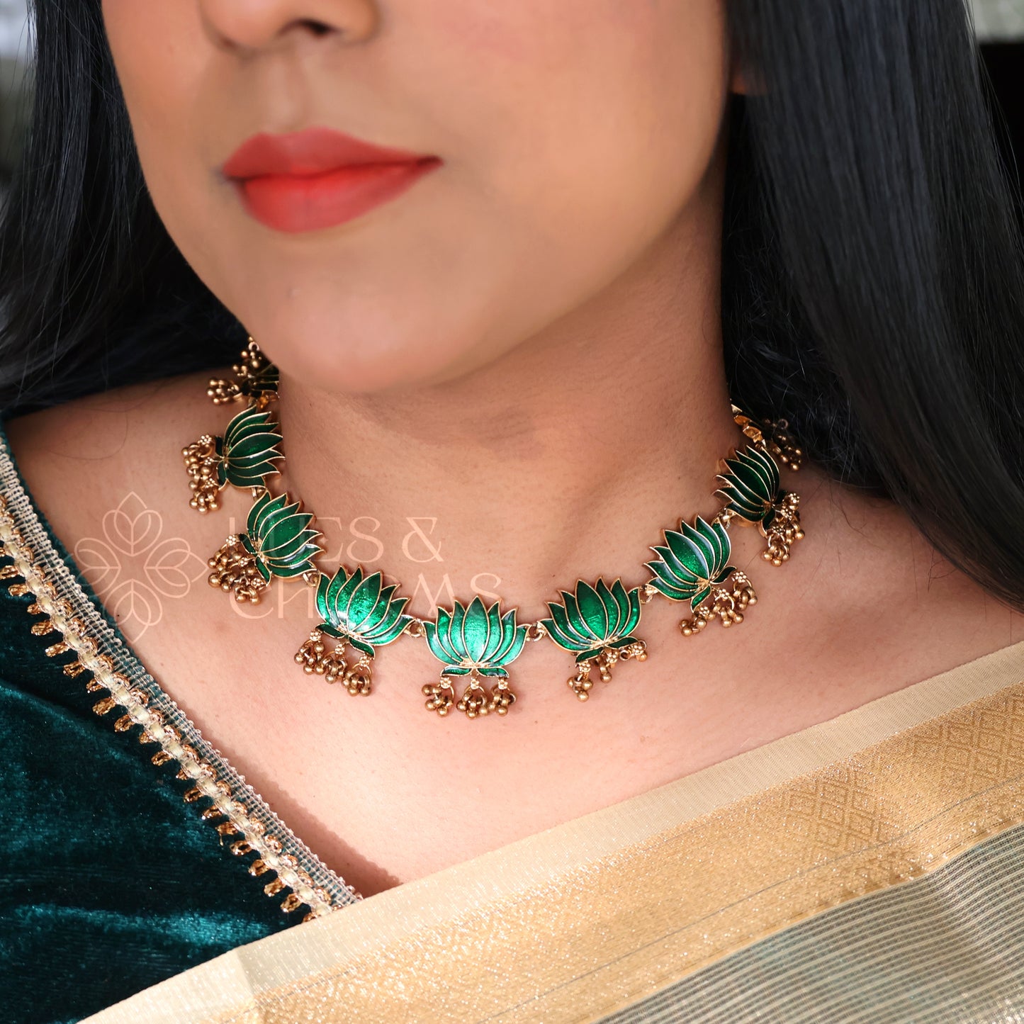 GOLDEN LOTUS BLOOM NECKLACE SET WITH GHUNGROO (COLOURS AVAILABLE)