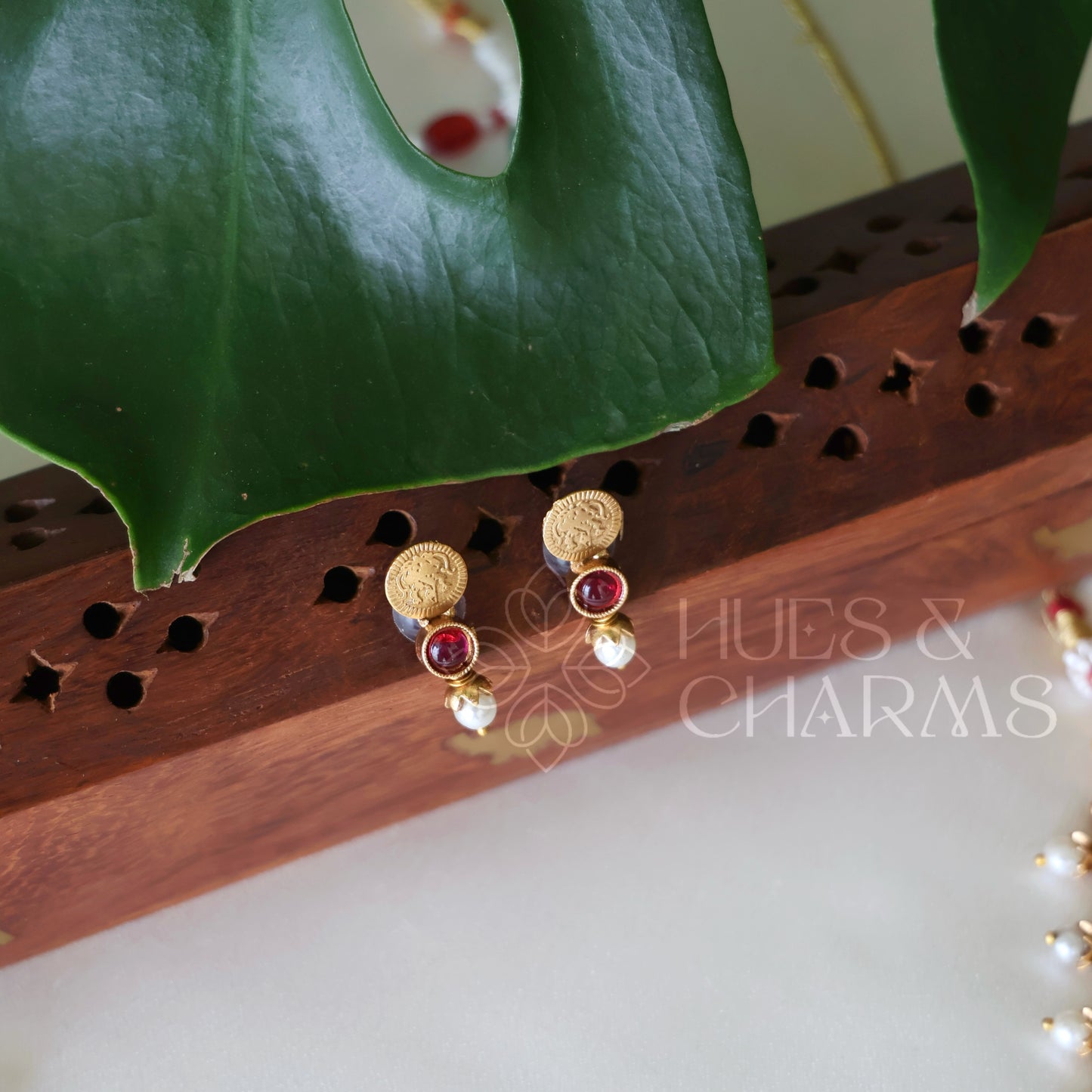 GOLDEN LAKSHMI COIN NECKLACE SET WITH PEARLS