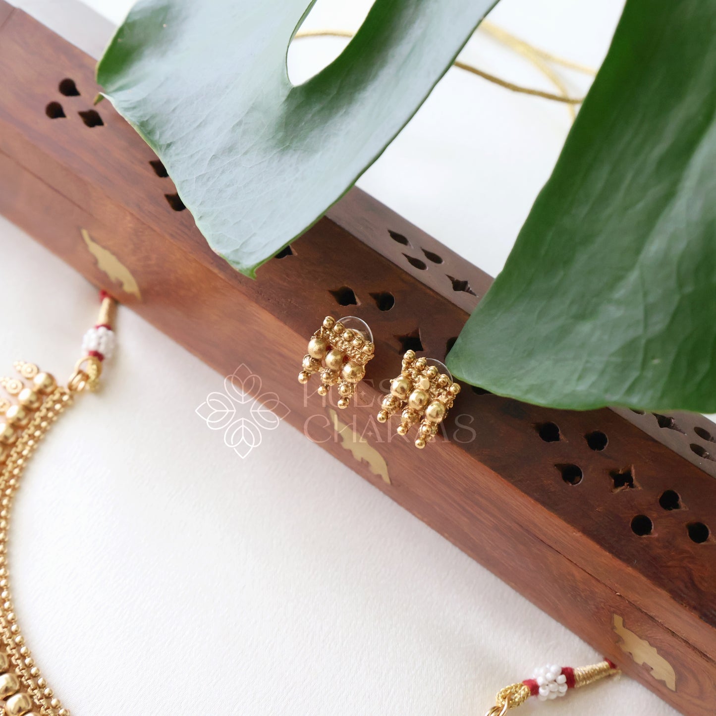 GOLDEN SWARNIKA NECKLACE SET