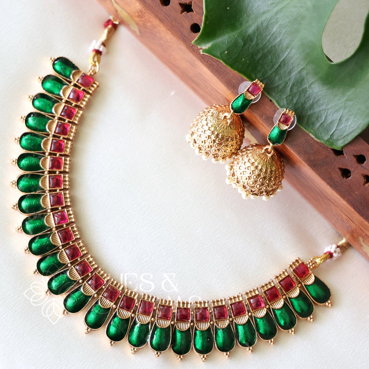 GOLDEN KOVAI PALAKKA NECKLACE SET