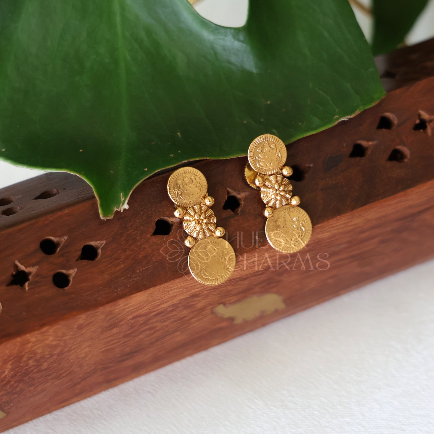 TRADITIONAL HERITAGE LAKSHMI COIN NECKLACE SET