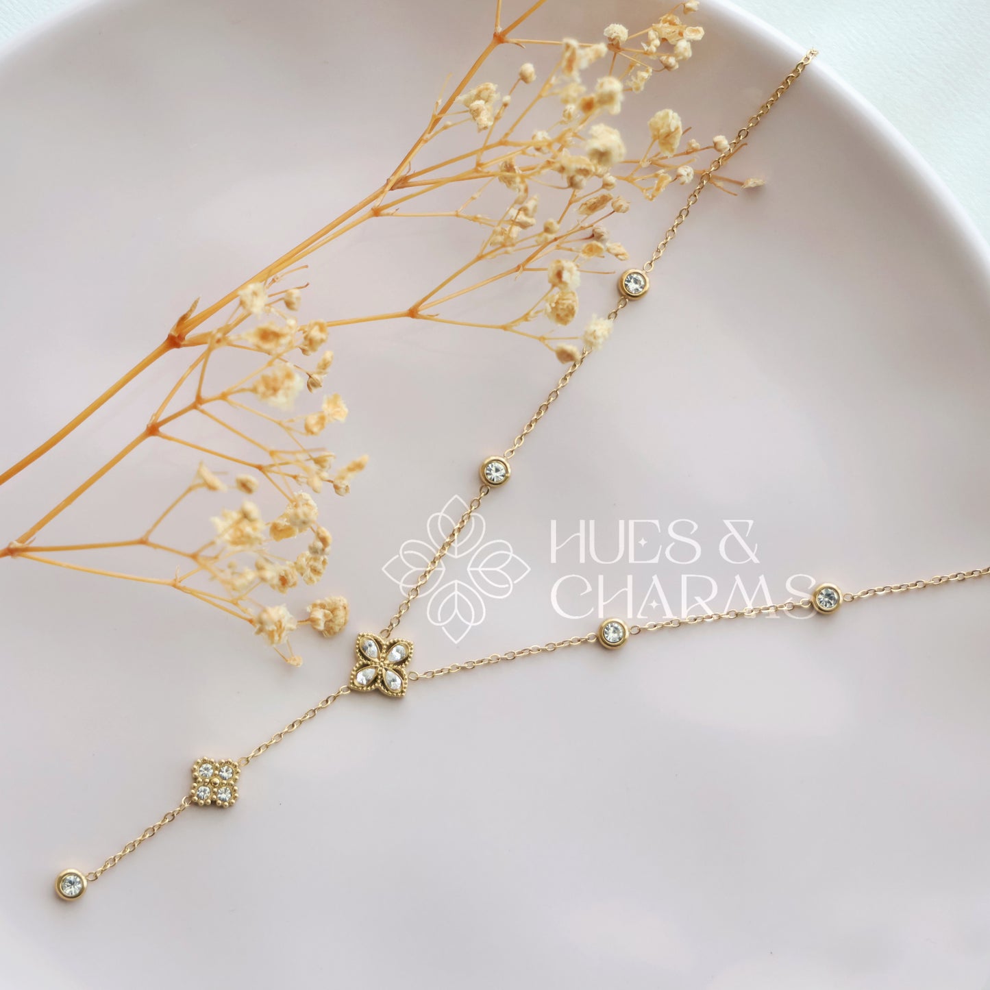 GOLDEN AD STATEMENT NECKPIECE