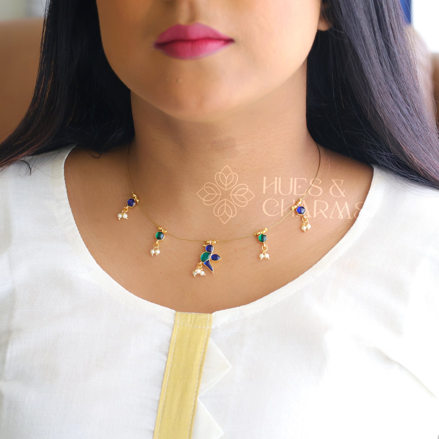 PARROT FLOATING NECKPIECE -BLUE & GREEN