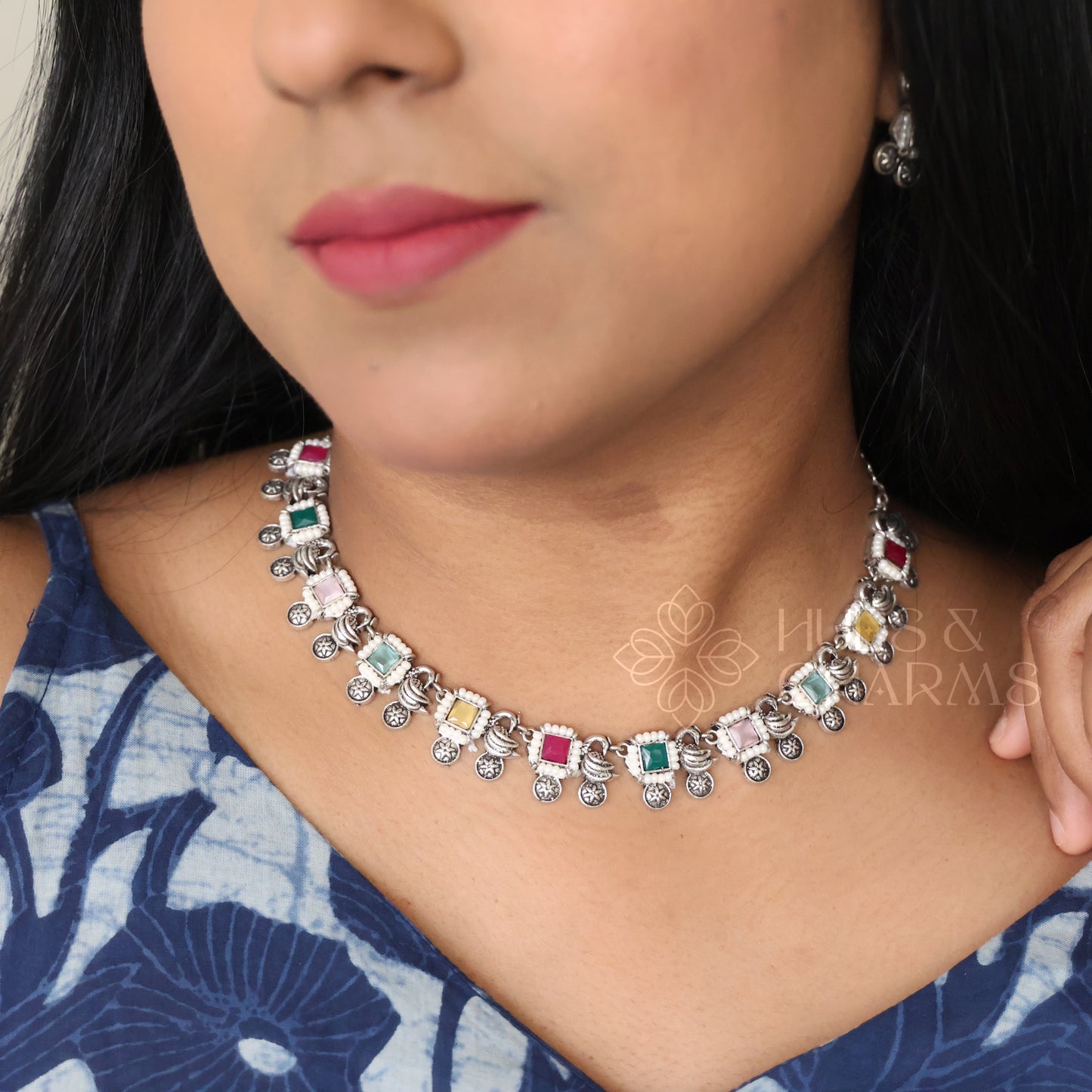 OXIDIZED GLOSSY NECKLACE SET WITH BEADS (Colours available )