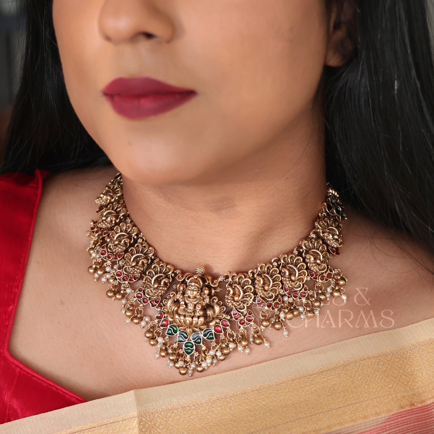 STATEMENT RATNA PADMA LAKSHMI NECKLACE SET