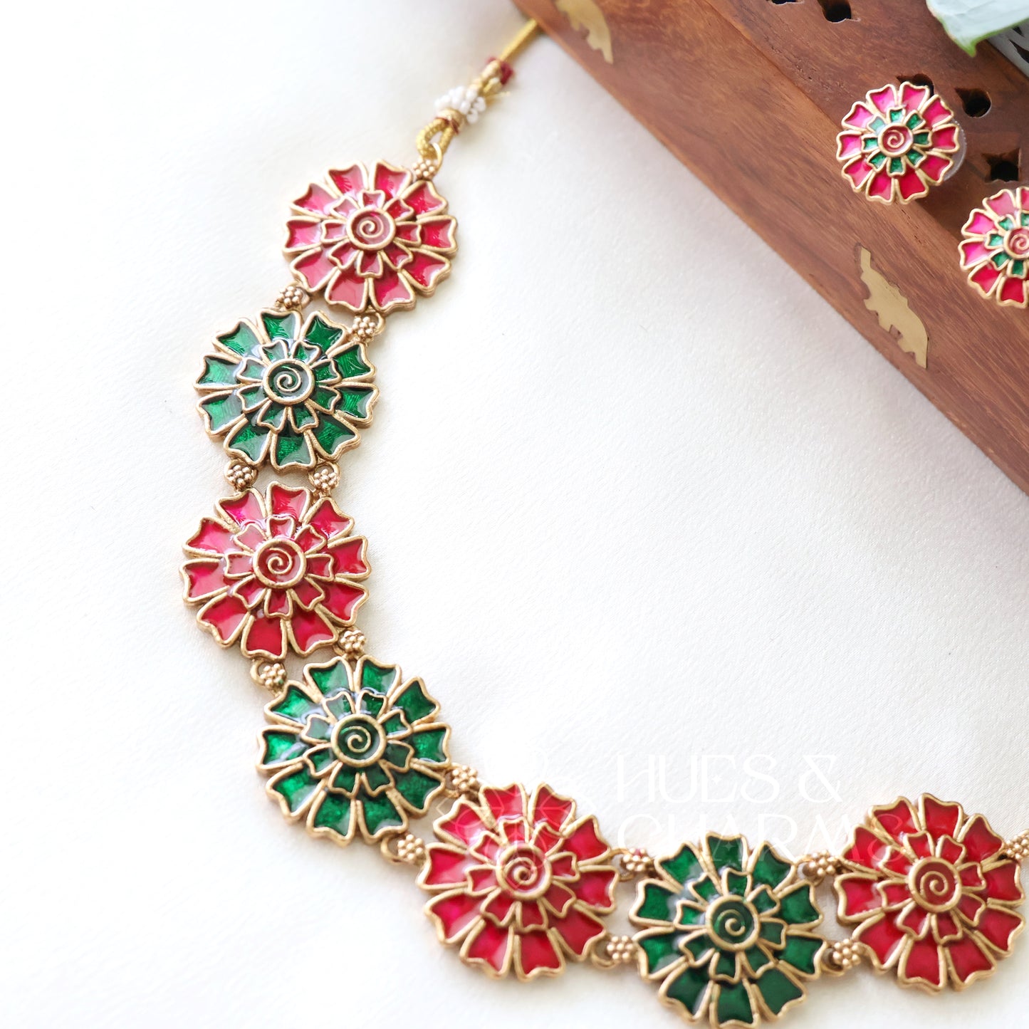 ENAMEL FLORAL NECKLACE SET