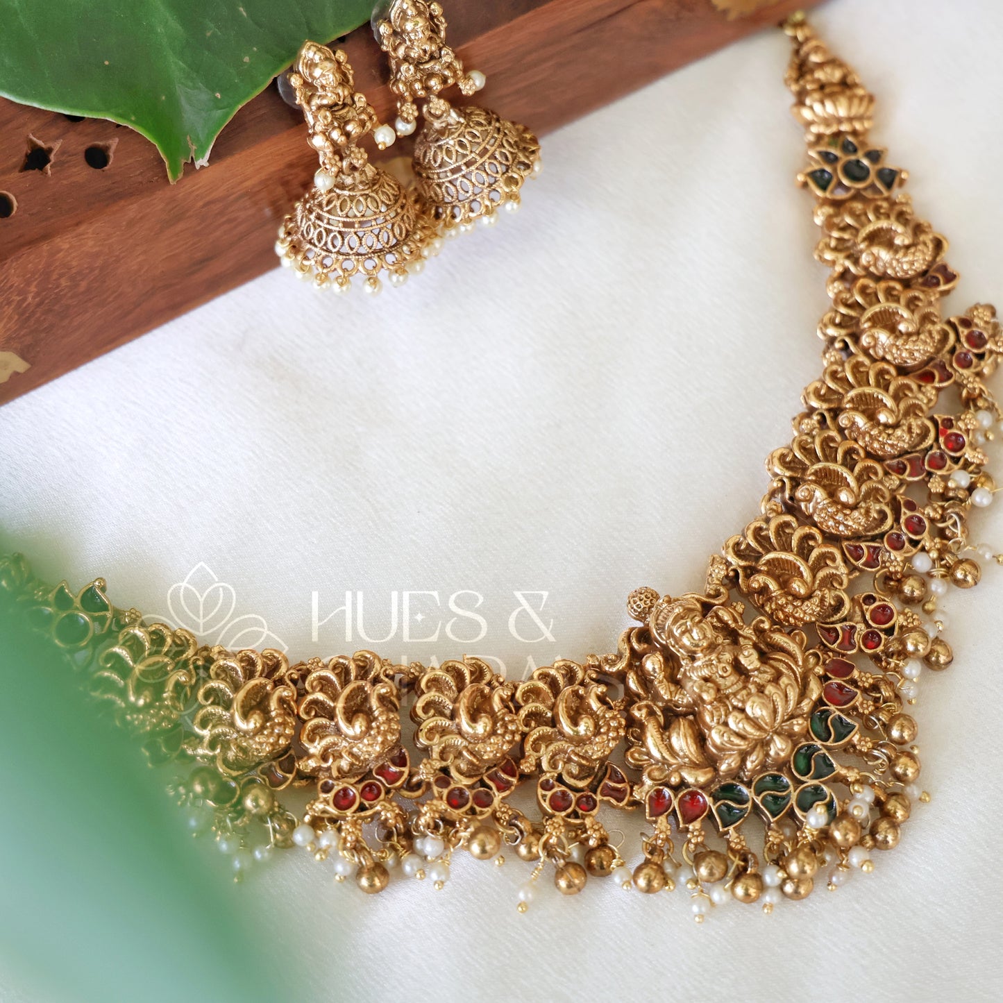 STATEMENT RATNA PADMA LAKSHMI NECKLACE SET