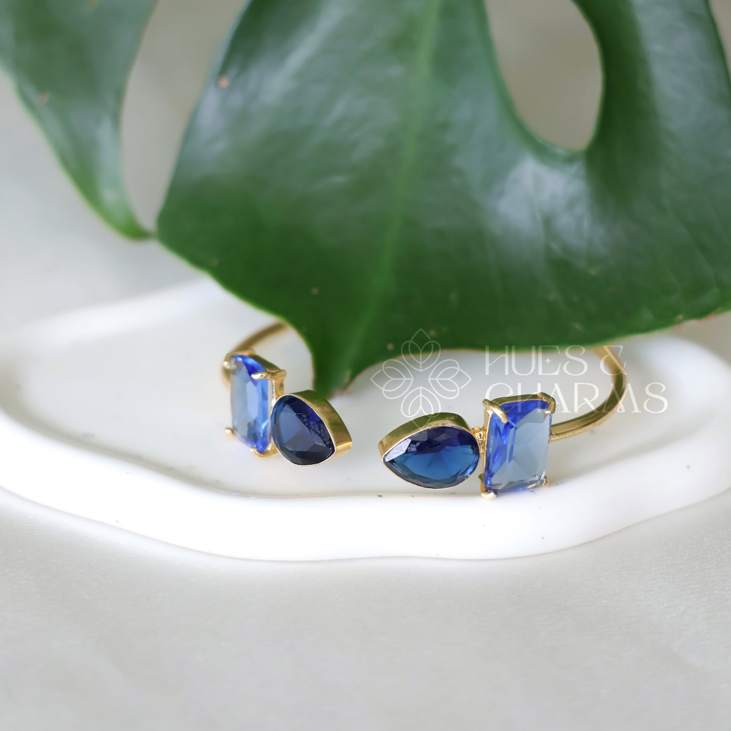 GOLDEN GLOSSY HARMONY BANGLE (COLOURS AVAILABLE)