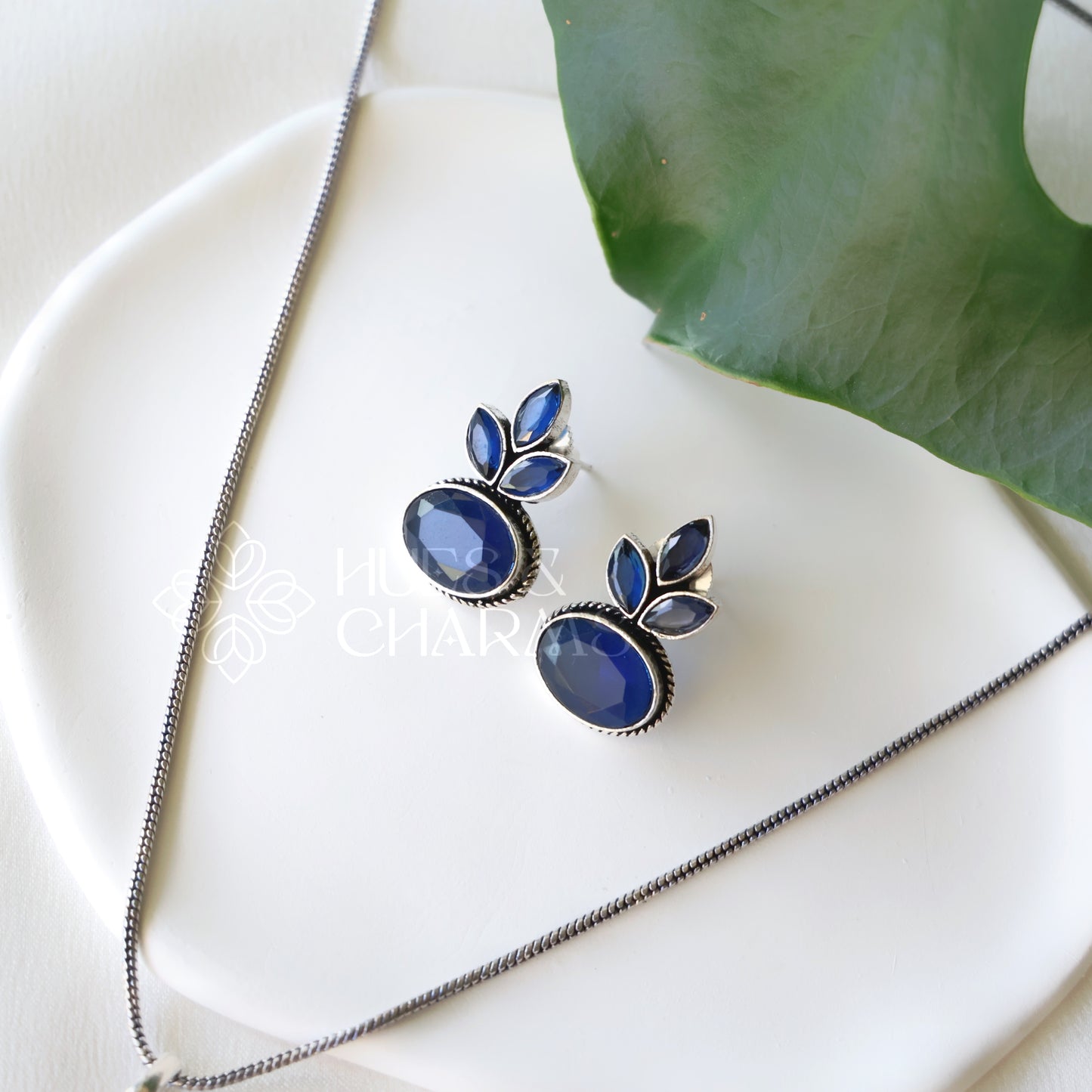 OXIDIZED FLORA SIMPLE NECKLACE SET