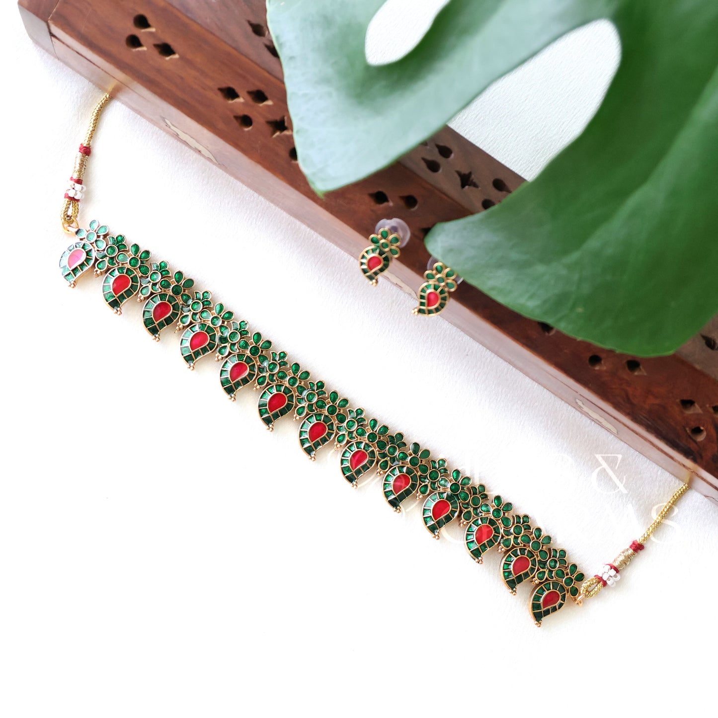TRADITIONAL PALAKKA CHOKKER SET