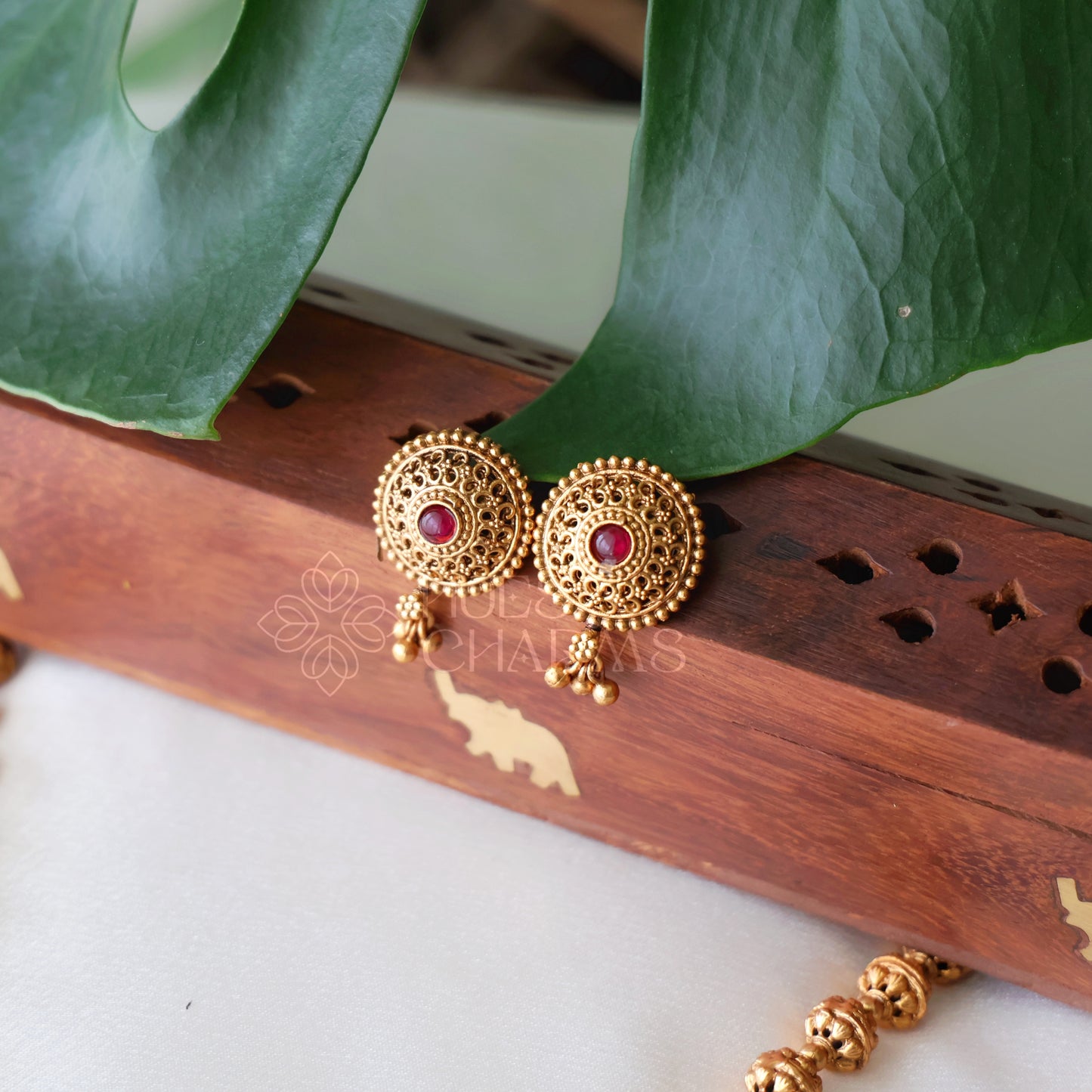 GOLDEN HERITAGE CHAKRA HARAM SET