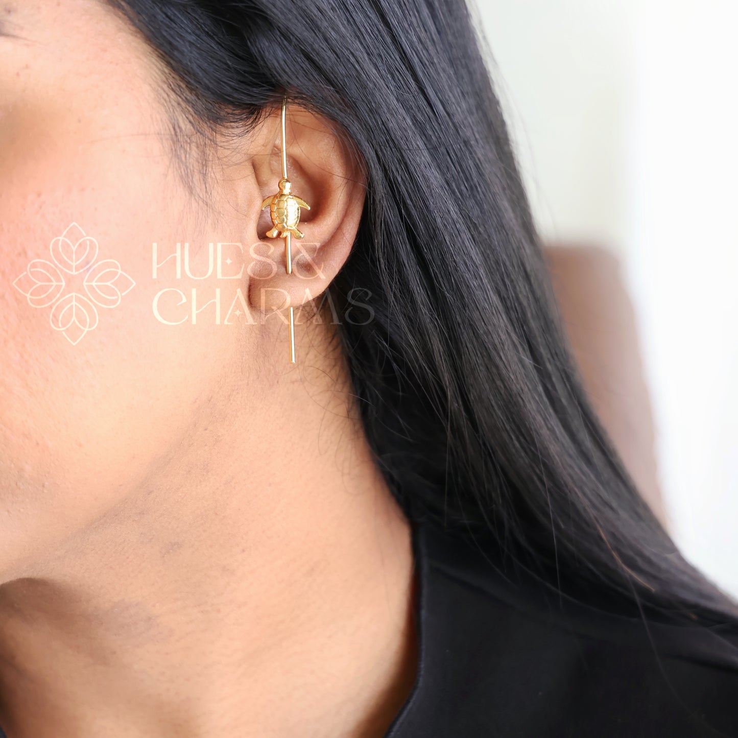 GOLDEN TURTLE EAR CUFF