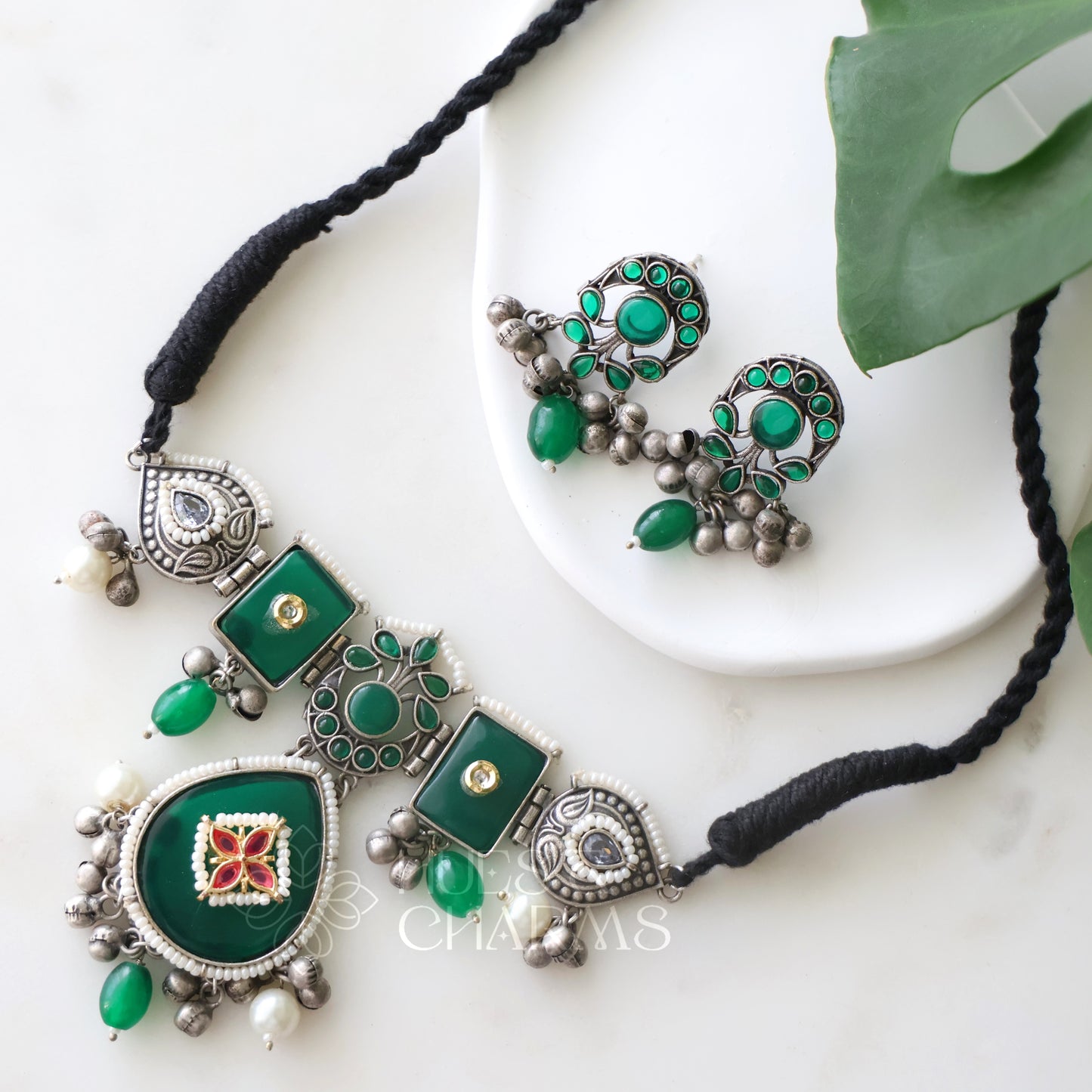 OXIDIZED GLOSSY GHUNGHROO CHOKER SET(Colours available )