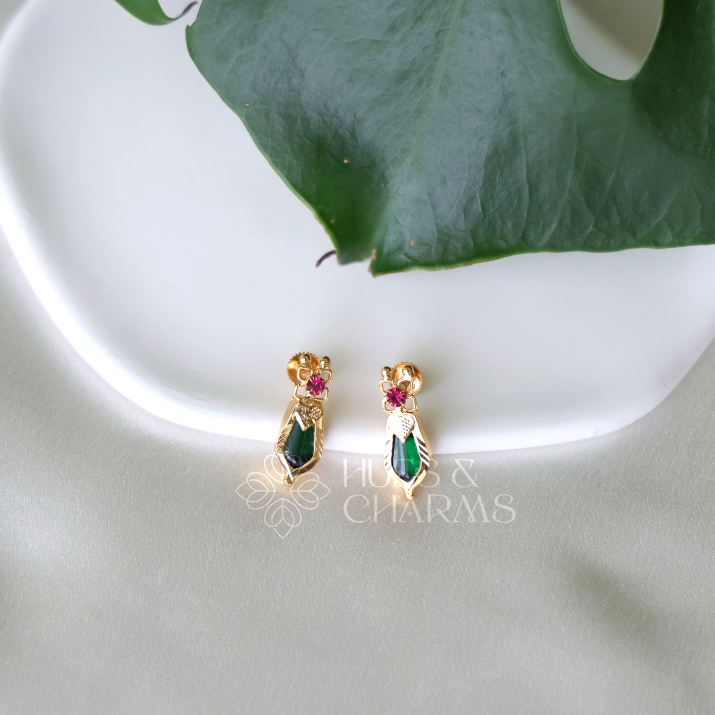 GOLDEN NAGAPADAM STUDS