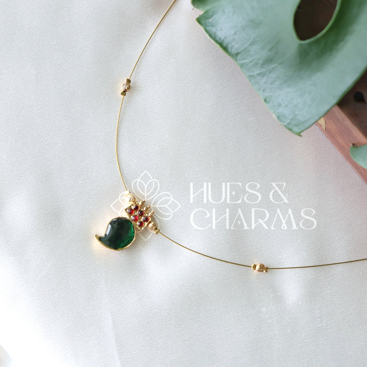 REVAMPED SINGLE MANGO FLOATING NECKPIECE (COLOURS AVAILABLE)