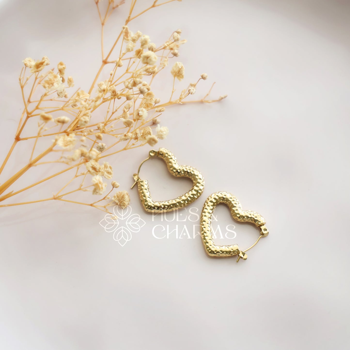 GOLDEN HEART TEXTURED HOOPS