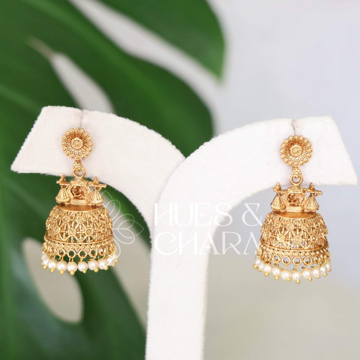 GOLDEN TRADITIONAL JHUMKA WITH PEARLS