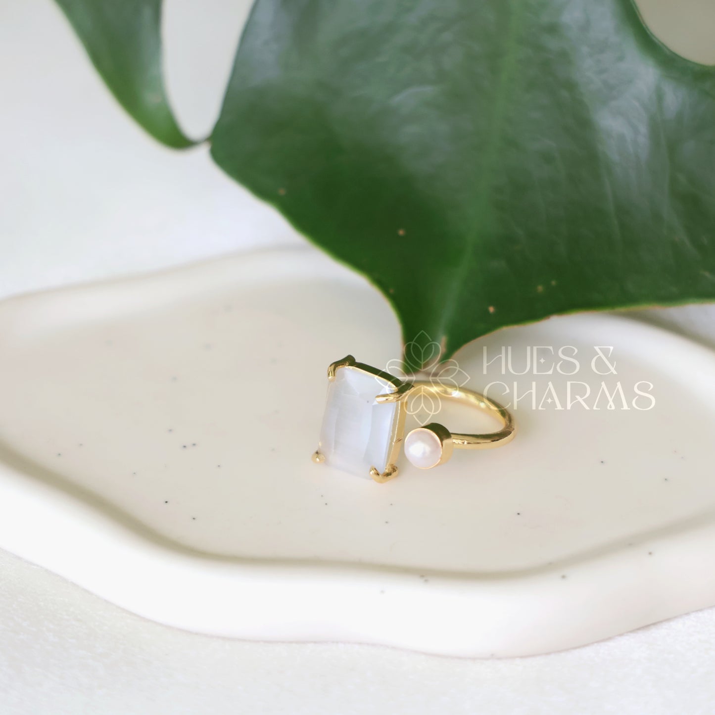 GOLDEN CRIMSON BLOOM ADJUSTABLE RING (COLOURS AVAILABLE)