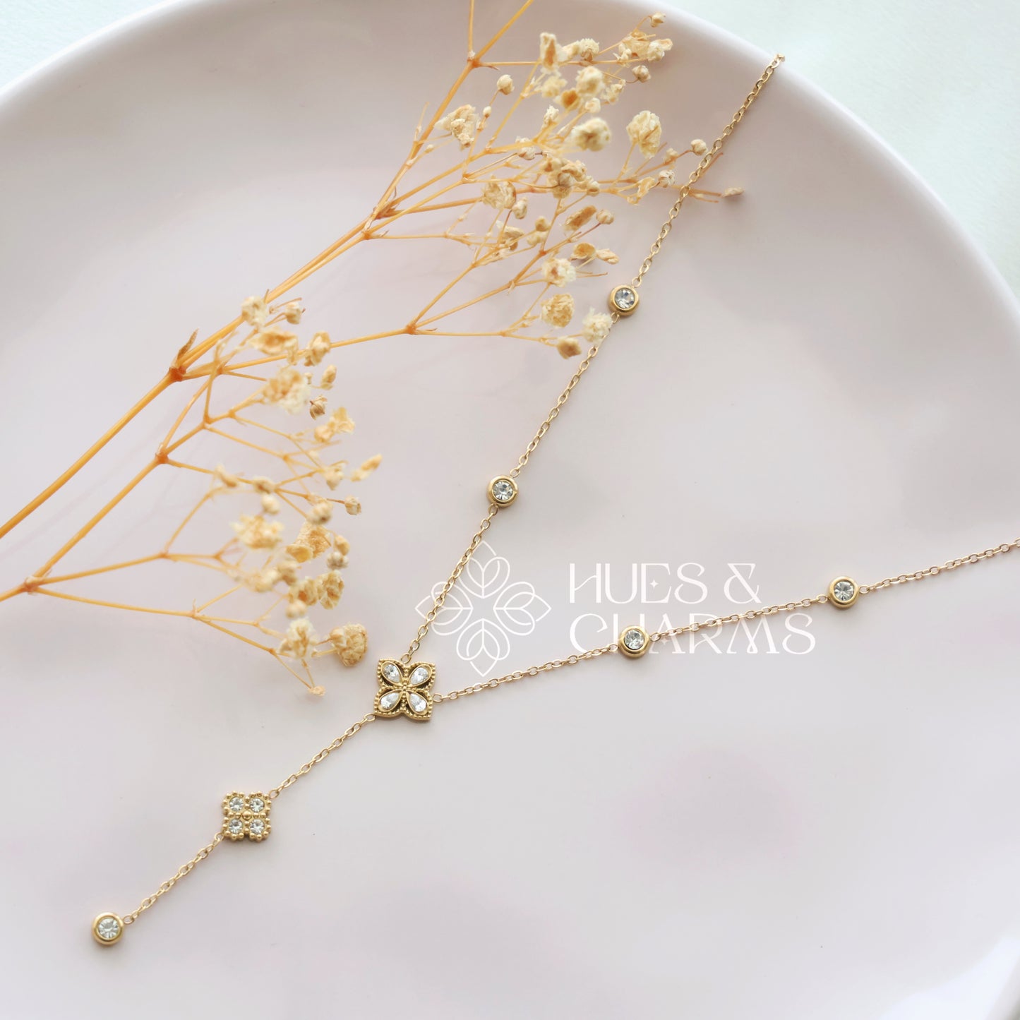 GOLDEN AD STATEMENT NECKPIECE